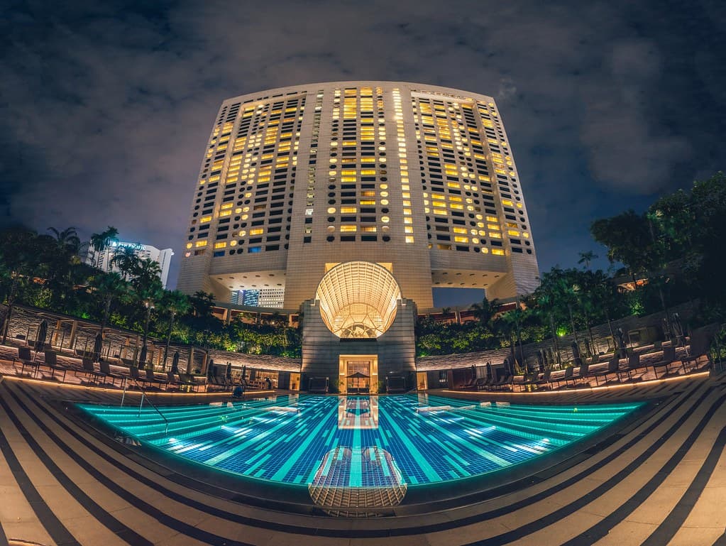 Recovered: 03/The-Ritz-Carlton-Millenia-Singapore.jpg