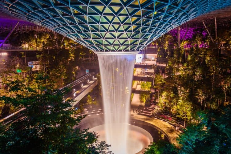 Recovered: 05/Jewel-Changi-Airport-750x500.jpg