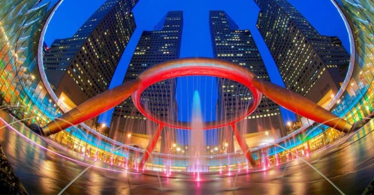 Recovered: 05/Suntec-City-750x393.jpg