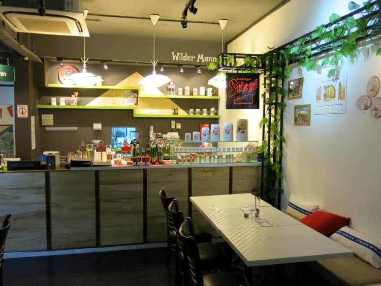 Recovered: 07/Wilder-Mann-Singapore-750x563.jpg