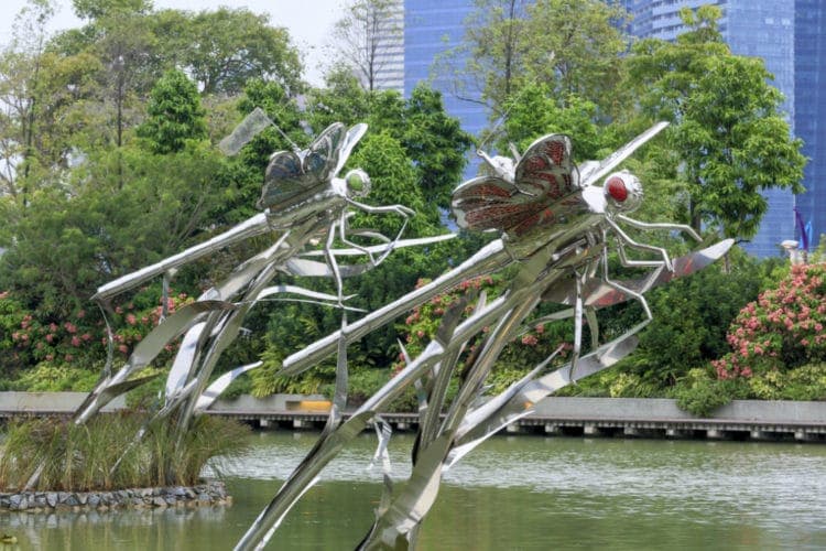 Recovered: 02/Public-Art-in-Singapore-Dragonfly-Riders-750x500.jpg