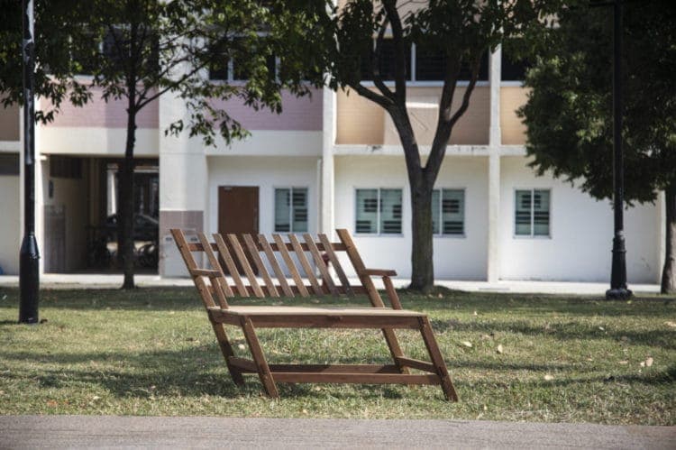 Recovered: 02/Public-Art-in-Singapore-Ferry-Benches-750x499.jpg