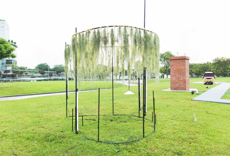 Recovered: 02/Public-Art-in-Singapore-Hanging-Out-Garden-750x508.jpg
