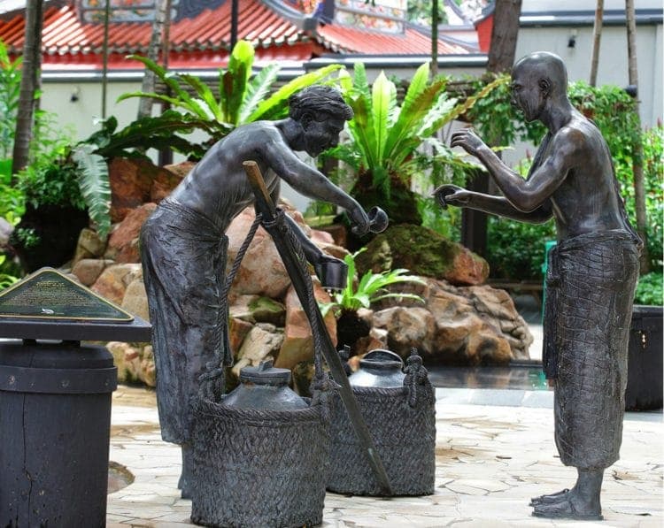 Recovered: 02/Public-Art-in-Singapore-Indian-Settlers-750x597.jpg