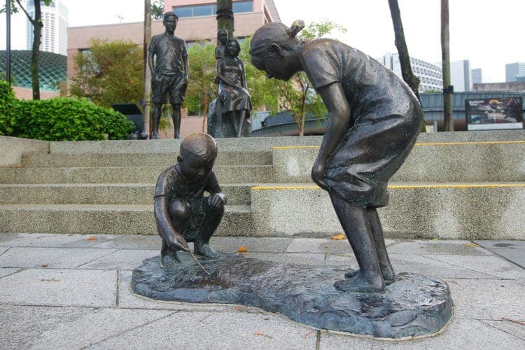 Recovered: 02/Public-Art-in-Singapore-Makan-Angin-750x500.jpg