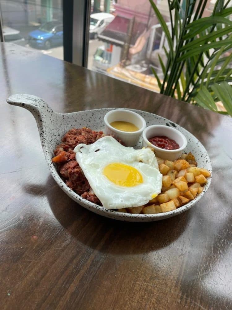 Recovered: 06/Boombox-Cafe-Singapore-Caribbean-inspired-and-southern-comfort-food-Corned-Beef-Hash-with-Dutty-South-750x1000.jpg