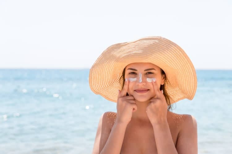 Has Your Sunscreen Gone Bad? Here are 3 Ways to Tell